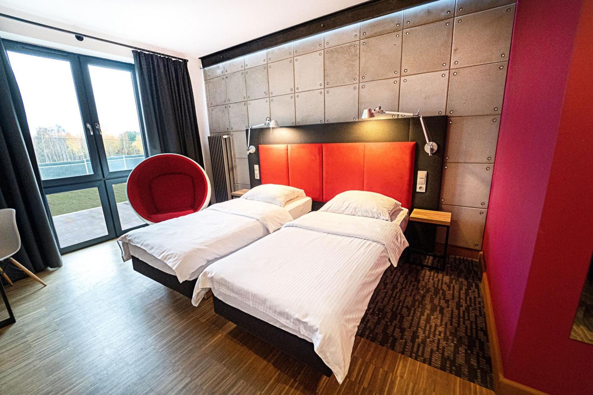 Artis Loft Hotel Radziejowice Exterior foto